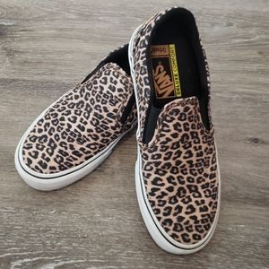 Leopard Vans